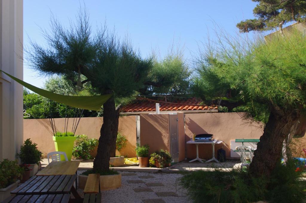 Les Stoechades Aparthotel